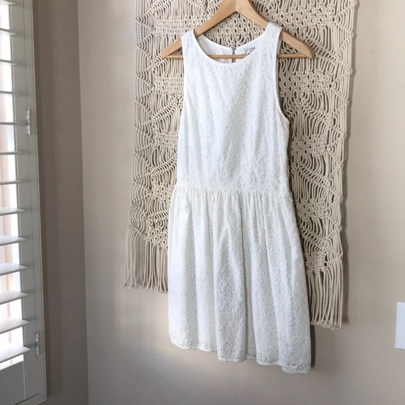 Joie Soleil White Boho Eyelet Lace Sleeveless Mini Dress | Size XS - Picture 1 of 11